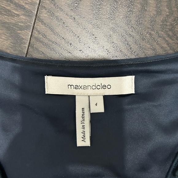 Navy blue dress - Picture 4 of 4